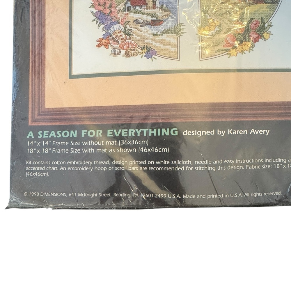 Dimensions Stamped Seasons Cross Stitch Kit - Picture 4 of 7